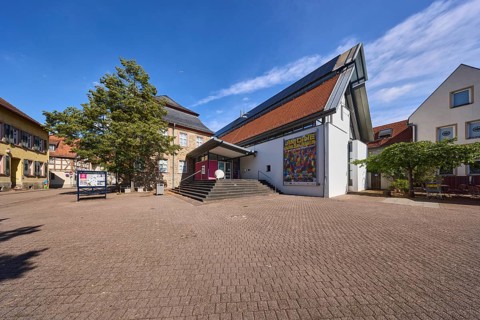 Stadtmuseum Hofheim am Taunus, Innenstadt, Gebäude, Eingang, Treppe, Bäume, allgemeine Architektur,