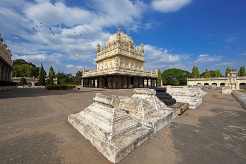 Gumbaz or mausoleum of Tipu Sultan and his family, Srirangapatna, Karnataka, India