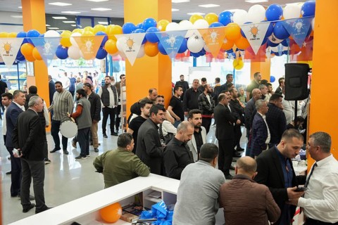 Gaziantep, Türkiye – May 28, 2023. Members of the ruling Justice and Development Party (AKP) follow