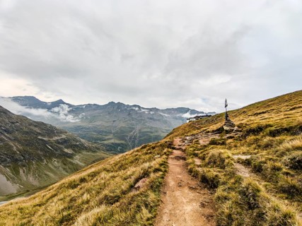 Mountain hiking trail on the Hohe Mut in the Ötztal Alps above Gurgl, Sölden, Tyrol, Austria