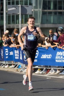 Emiel Berghout (NED), later in 31st place, at KM38 in front of Potsdamer Platz at the 51st BMW