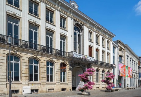 The Tinnen Schotel, Tin Dish, cultural department and academy for music, speech and dance in the
