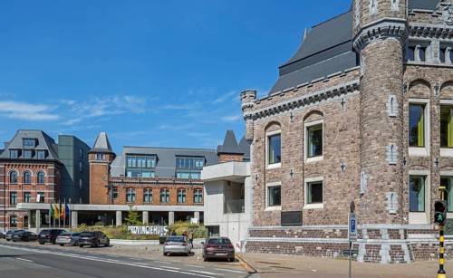 Provinciehuis van Oost-Vlaanderen, Provincial House of East Flanders in former Leopoldskazerne,