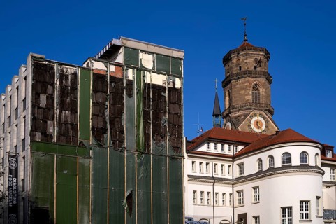 Construction site, controversial building project of René Benko's insolvent Signa company, logo,
