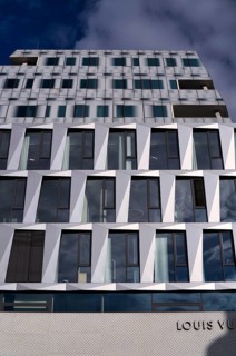 Louis Vuitton Brand Store, logo, retail shop, Dorotheen Quartier, DOQU, shopping mall, Stuttgart,