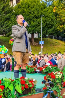 The publican Peter Inselkammer on the stage of the Bavarian Radio, Wiesnwirte Platzkonzert,