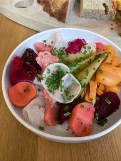 Appetiser, Bowl with pickles, pickled vegetables, bread, Food, Stuttgart, Baden-Württemberg,