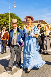 Alt-Monachia-Gesellige Bürgerzunft in historical costumes, Trachten- und Schützenzug, Oktoberfest,