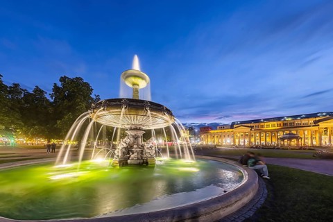 Evening atmosphere at Schlossplatz Stuttgart. View of the Königstraße pedestrian zone and the