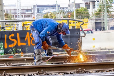 Track construction at Stuttgarter Straßenbahnen AG (SSB) near the Eszet stop. Welding rails. The