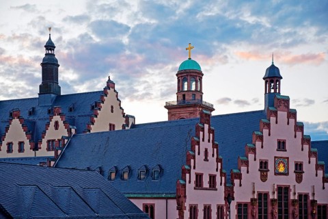 Römer, City Hall, in the background St Paul's Church in the evening, Römerberg, Old Town, Frankfurt