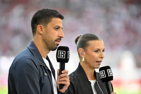 DAZN TV expert Sami Khedira, in interview Microphone Logo Presenter Laura Wontorra, Bundesliga,