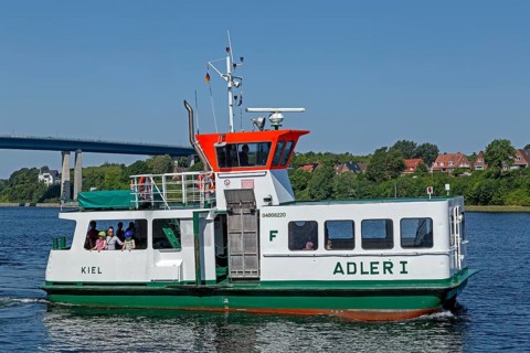 Passenger ferry Adler 1, Holtenauer Hochbrücken, Kiel Canal, Kiel, Schleswig-Holstein, Germany