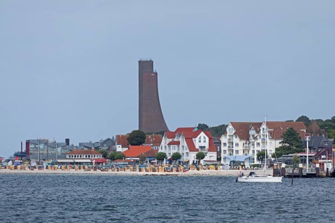 Naval memorial, houses, beach, Laboe, Kiel Fjord, Schleswig-Holstein, Germany