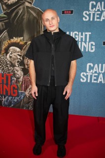 Actor Nikita Andreyevich Kukushkin, director and producer Darren Aronofsky, CAUGHT STEALING (in