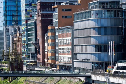 Media Harbour, Düsseldorf, Old and modern architecture in the former harbour, now a mixture of