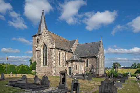 The old Sint-Pieterskerk, St. Peter's Church, now necropolis with graves of Belgian WWI soldiers