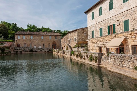 Bagno Vignoni, thermal water basin, Val d'Orcia, Orcia Valley, UNESCO World Heritage Site, Province