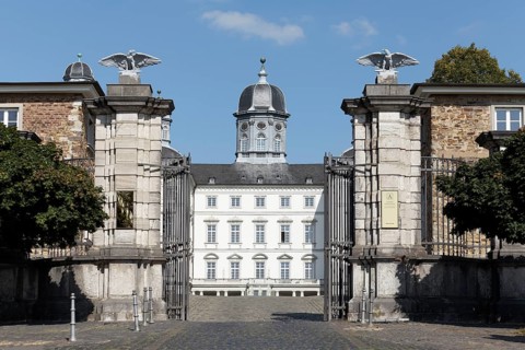 Entrance Schloss Bensberg, Althoff Grandhotel Schloss Bensberg, Bergisch Gladbach, Bergisches Land,