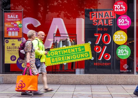 Galeria Karstadt Kaufhof with discounts and final sale. Shop of the department stores' group in