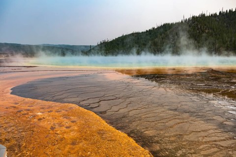 180821_313 Grand Prismatic Spring in the Midway Geyser Basin of Yellowstone National Park, Wyoming