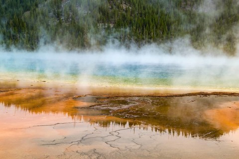 180819_366 Grand Prismatic Spring in the Midway Geyser Basin of Yellowstone National Park, Wyoming