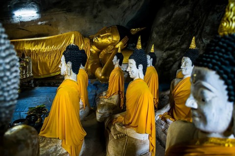 Cave with Buddha Statues, Tham Phra Non, Reclining Buddha Cave, Wat Ao Noi, Prachuap Khiri Khan,