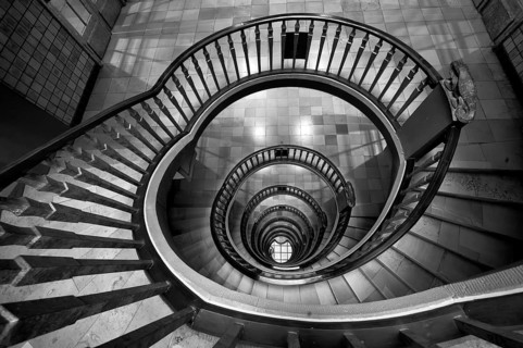 Interior view, staircase, round, Messberghof office building, also Ballinhaus, black and white,