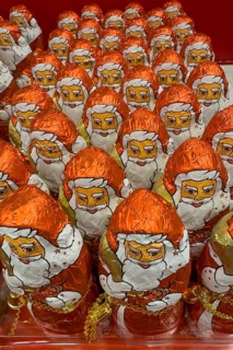 Display on the shelf of chocolate Santa Claus chocolate Santa Claus Santa Claus Santa Claus Santa