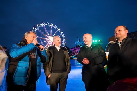 Kai Wegner, Governing Mayor of Berlin, at the opening of the Berlin Christmas Market on