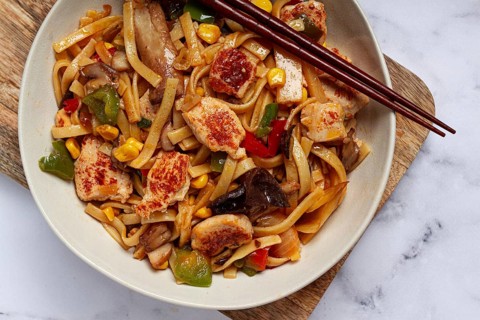 Fried noodles with chicken meat and vegetables, Bami Goreng, Indonesian dish, no people