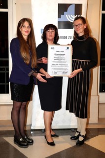 Elisabeth Schulze, Christine Herntier, Jette Förster at the Prize for Civil Courage against