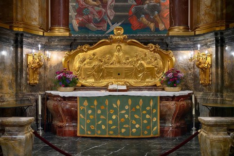 Interior view, choir, altar, main evangelical church of St. Michaelis, Michel for short, Free and