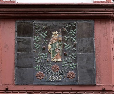 Decoration with Saint Elizabeth, pottery house, timber-frame, stony path 8, Marburg, Hesse, Germany