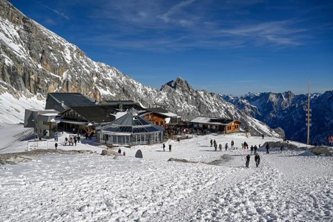 View of the Sonnalpin mountain restaurant on Zugspitzplatt, Grainau municipality,