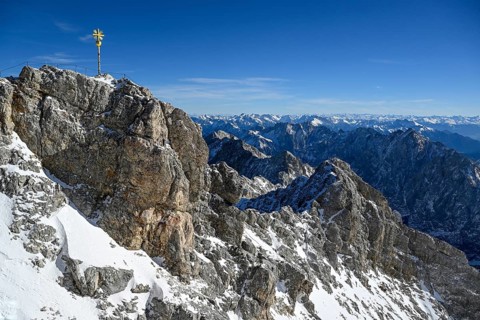 Zugspitze summit cross (2962 m), in the background the Wetterstein Mountains, Grainau municipality,