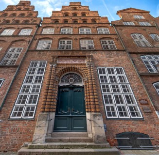 The Schabbelhaus, a Renaissance building, the entrance portal with terracotta decoration, built in