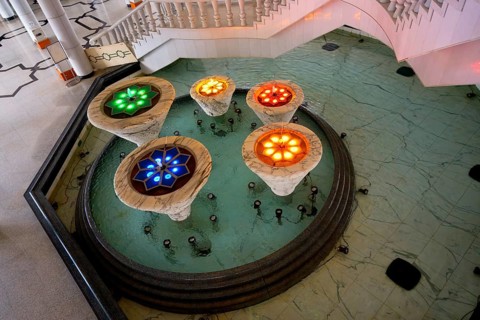 Jame' Asr Hassanil Bolkiah Mosque, Fountain in the entrance hall, Bandar Seri Begawan, Brunei
