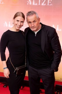 Tim Wilde and guest at the Cirque du Soleil Alizé world premiere at the Berliner Theater am