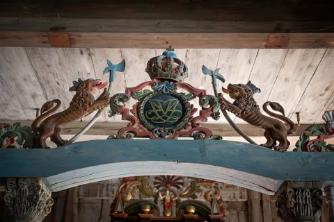 Royal coat of arms with lions holding halberds, Garmo Stave Church, Maihaugen open-air museum with
