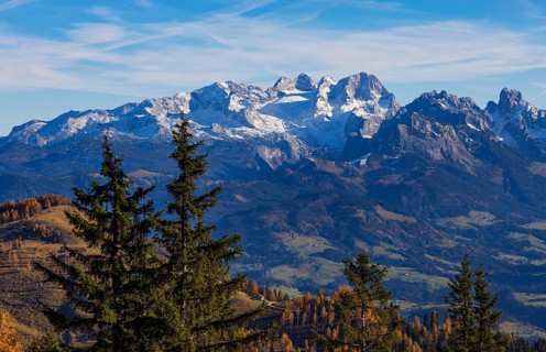 View from the Trattberg Alm to the Dachstein massif, autumn, Osterhorn Group, Salzkammergut,