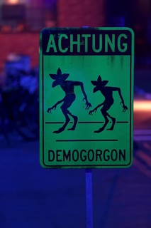 Feature: Demogorgon Warning Sign - Stranger Things Season 5 Fan Event, Tempelhof Airport, Hangar 7,