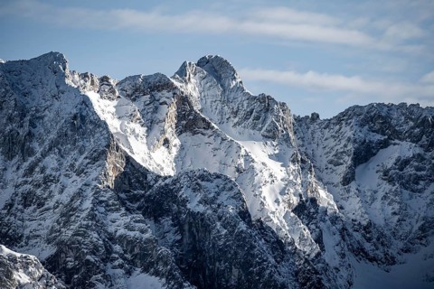 View of snowy peaks of Zugspitze, view from Längenfelderkopf in winter, Wetterstein Mountains,