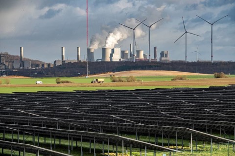 86.5 MW peak open space photovoltaic systems, from RWE, with over 141, 000 solar modules, on a side