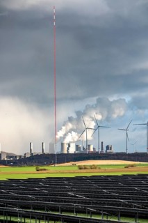 86.5 MW peak open space photovoltaic systems, from RWE, with over 141, 000 solar modules, on a side