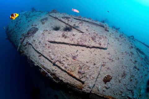 Rosalie Moller, chimney, wreck, shipwreck, British, sunk in World War II on 08.10, 1941 by two