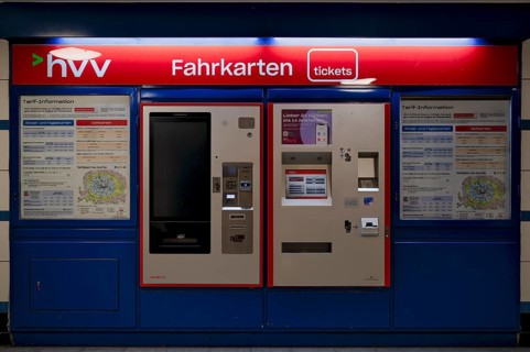 Ticket vending machine, tickets, ticket machine, train station, public transport, HVV, Hamburger