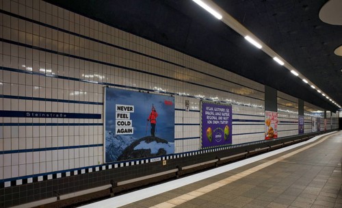 Steinstraße underground station, empty, platform, stop, train station, subway, public transport,
