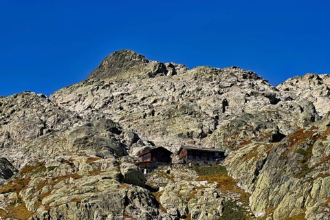 Mountain Hut, Refuge du Lac Blanc, Chamonix-Mont-Blanc, Haute-Savoie, France