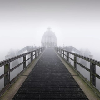 Pier, Sellin, diving bell in fog at dawn, seaside resort Sellin, Rügen island, Mecklenburg-Western